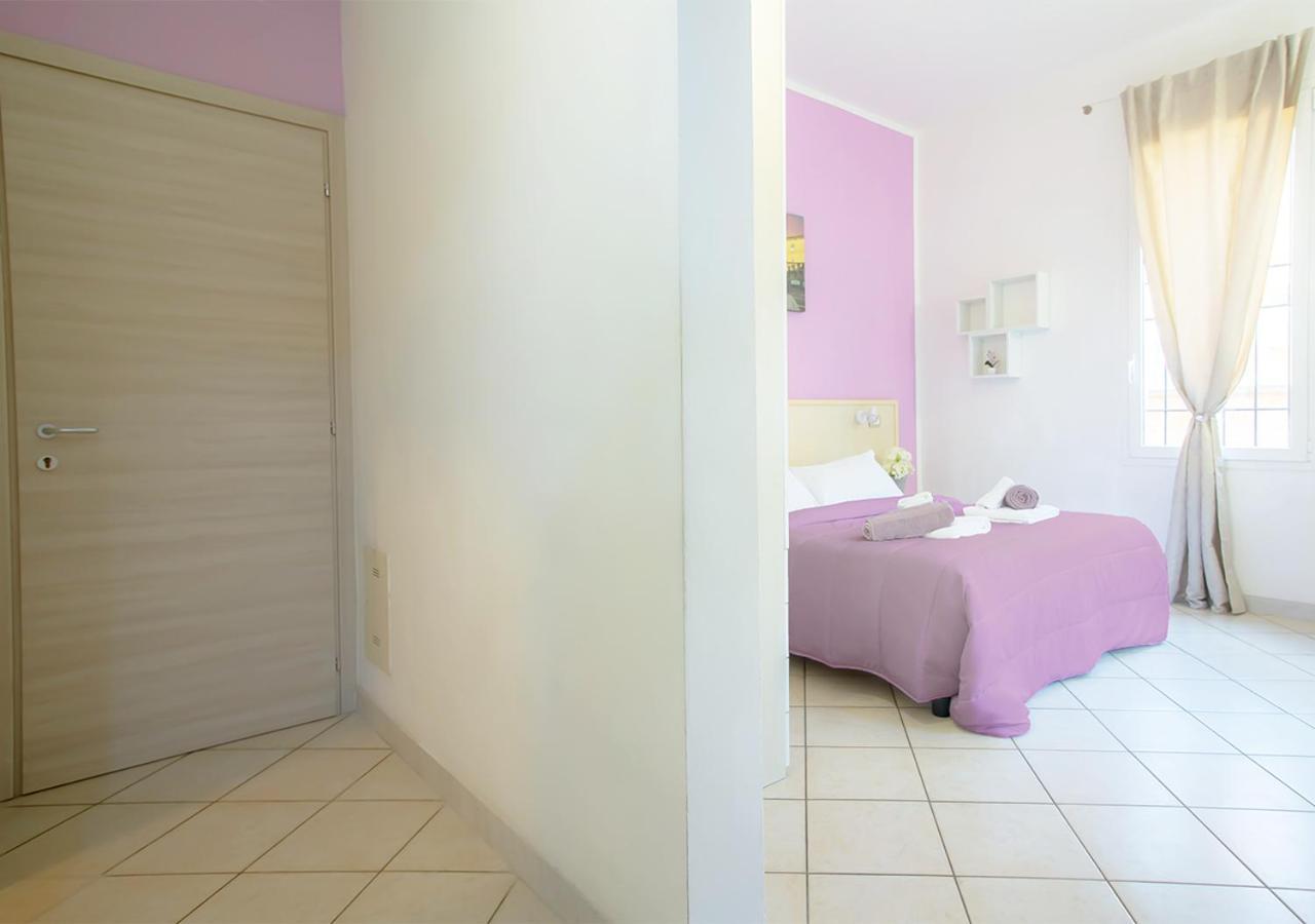 Athena Rooms - Parcheggio Privato ボローニャ エクステリア 写真
